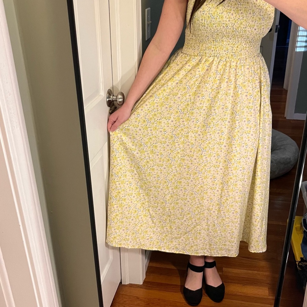Floral Yellow🌻 Midi Dress - with pockets! - Picture 7 of 8